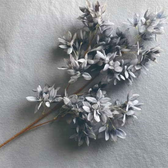 Arranjos de flores artificiais baratos de flor de glória da manhã de plástico de 62 cm para decoração de casa